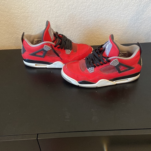 Toro bravo red jordan retro 4 - Picture 3 of 6